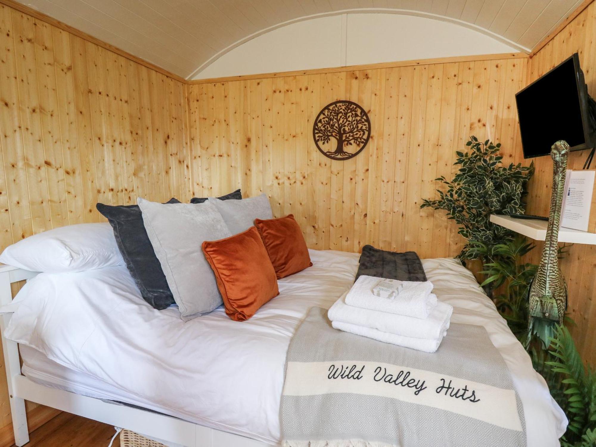 Red Kite At Wild Valley Huts Сasa de vacaciones Oswestry